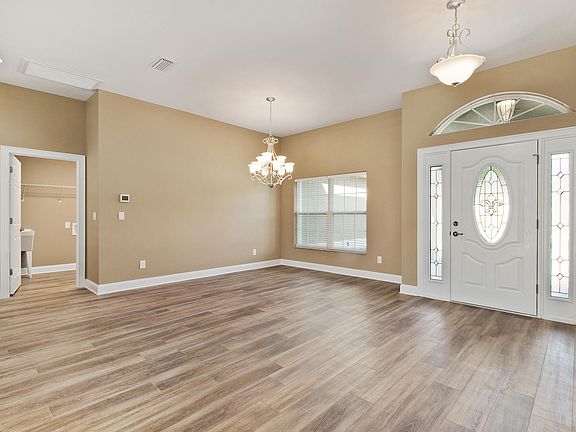 3rd image of 4405 NW 6th Cir