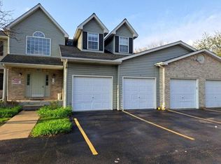 310 Village Creek Dr UNIT 1D, Lake In the Hills, IL 60156