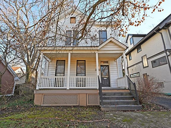 3rd image of 1358 Cryer Ave
