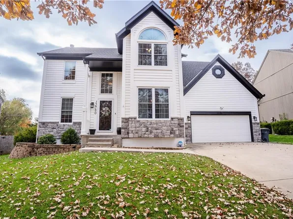 12780 S Hagan Ct, Olathe, KS 66062