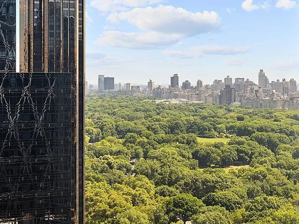 322 W 57th St APT 44K, New York, NY 10019