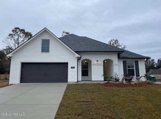 7316 S Aberdeen Dr, Pass Christian, MS 39571