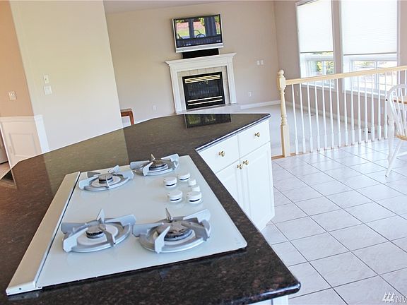 4th image of 6528 Troon Ln SE