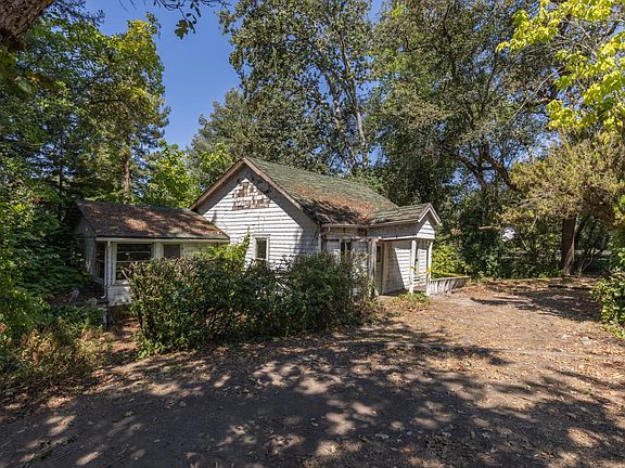 3rd image of 8781 Graton Road
