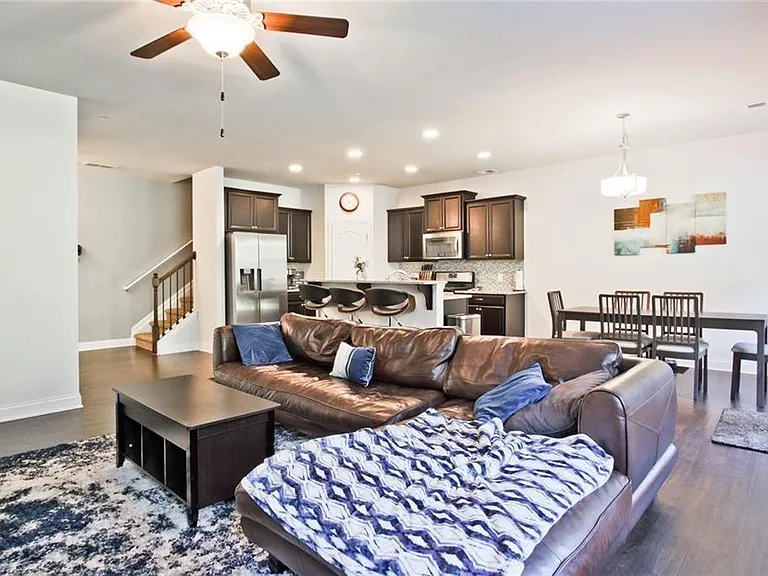 112 Davina Dr — Photo 7