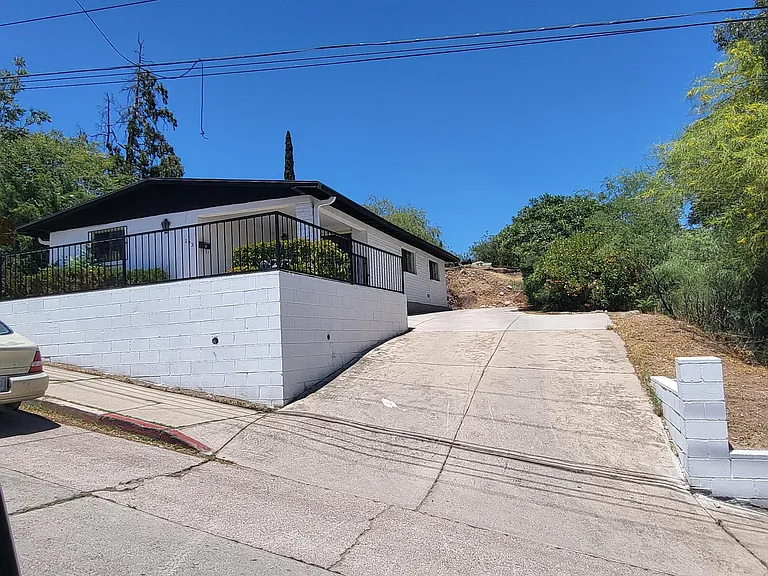 173 N Sonoita Ave — Photo 5