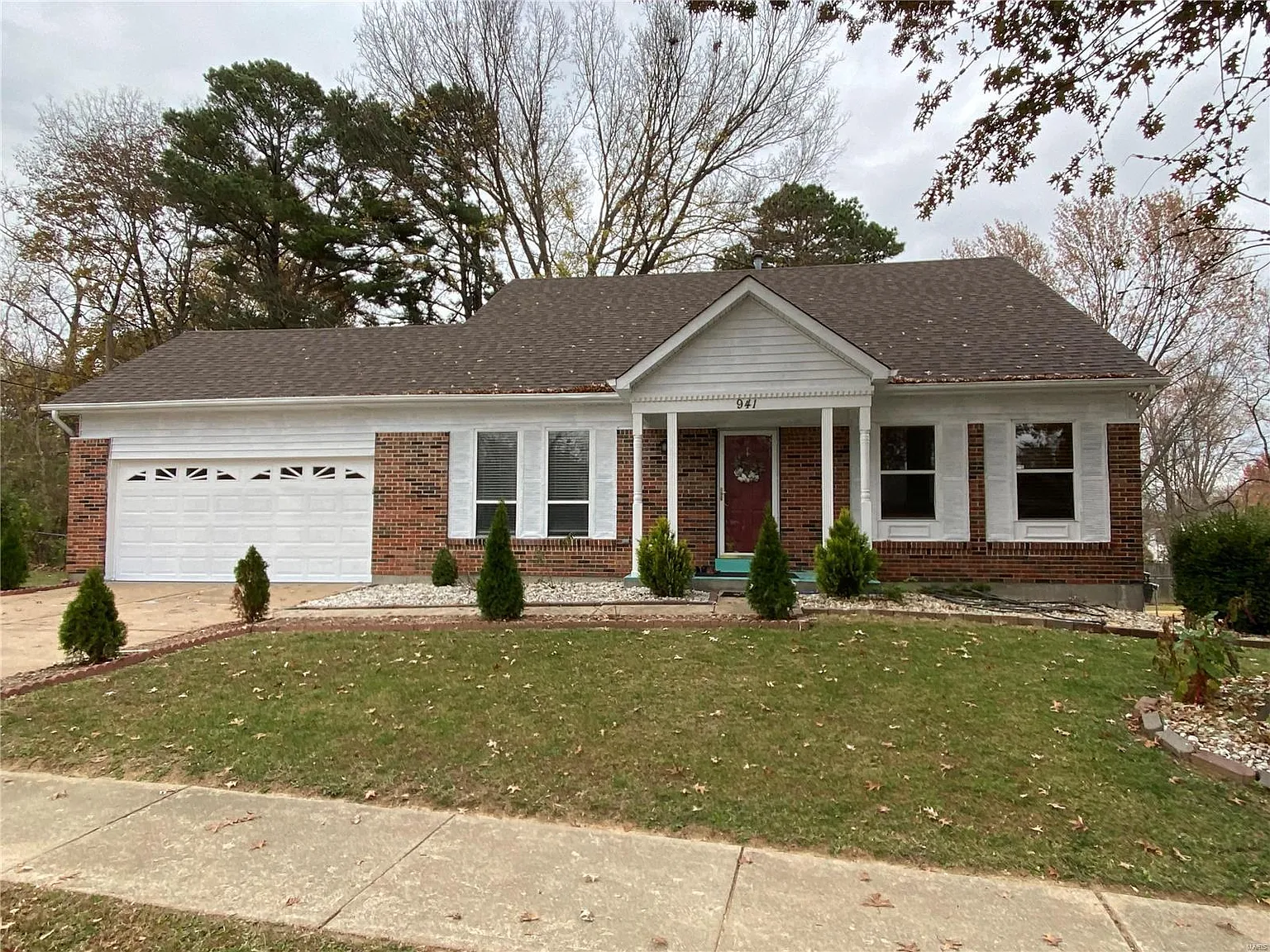 941 Peace Haven Dr photo 1