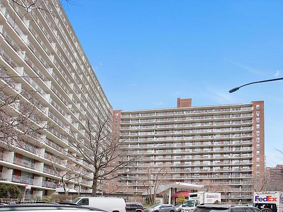 3rd image of 6115 97th St