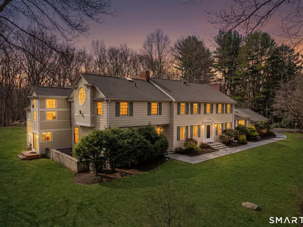 11 Highview Drive, Woodbridge, CT 06525