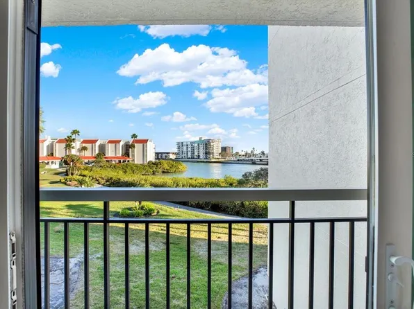 7867 Sailboat Key Blvd S APT 204, South Pasadena, FL 33707
