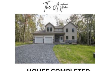 5525 Cornflower Ct, Pocono Pines, PA 18350