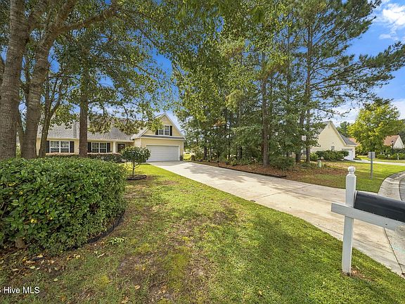 4th image of 205 Whitehill Road