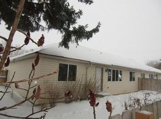 522 N Fir St, Shoshone, ID 83352