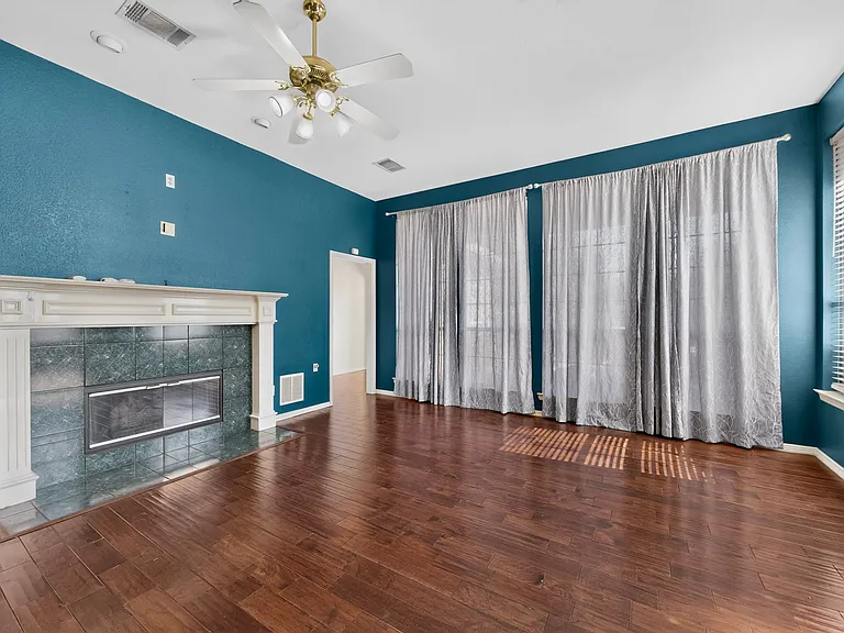 4057 Bramley Way — Photo 9