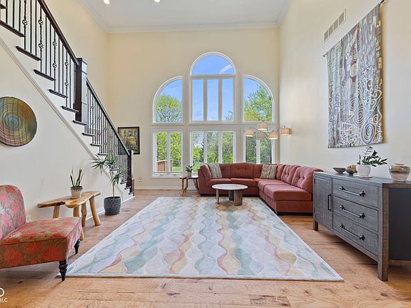 3rd image of 12541 Pembrooke Cir