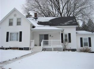 817 Walnut St, Marathon, WI 54448