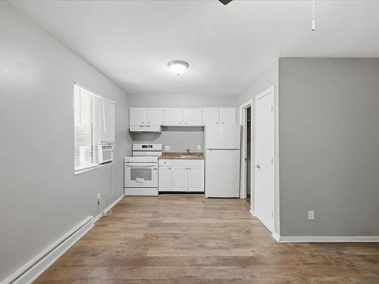 8820 E 45th St — Photo 15