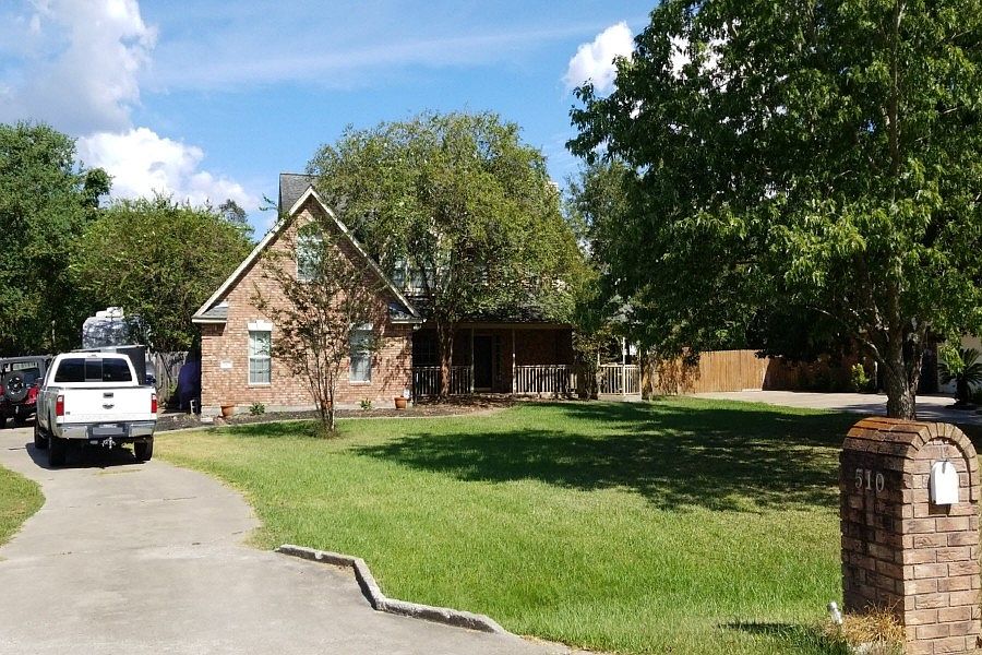1st image of 510 Fairbanks Dr