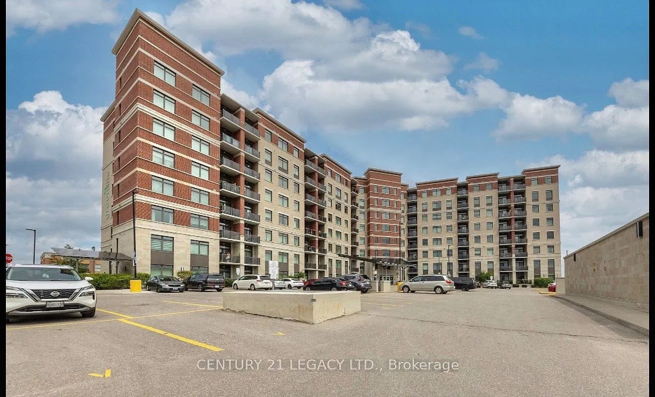 3 bed, $2,900 — Photo 1
