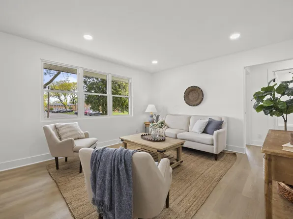 1071 Loring Rd, Columbus, OH 43224