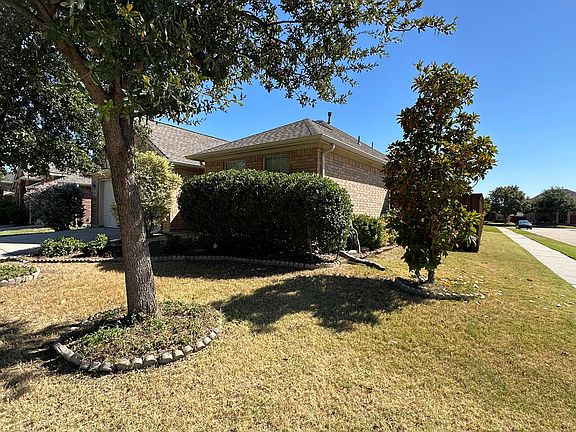 2nd image of 2800 Cascade Cove Dr