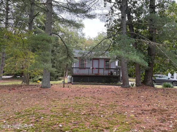 61 Nomoco Road, Freehold, NJ 07728