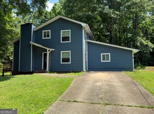 2425 Falls River Dr, Lithia Springs, GA 30122