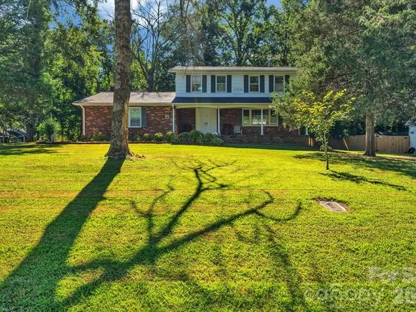 201 Bayberry Dr, Salisbury, NC 28147
