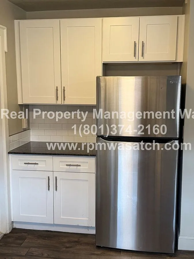 One Bedroom Newly Renovated Apartment in the heart of downtown Salt Lake City — Photo 4