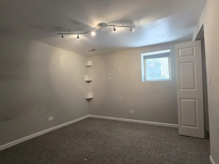 3147 W Augusta Blvd #1 — Photo 12