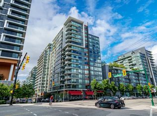 1788 Columbia St #1008, Vancouver, BC V5Y0L7