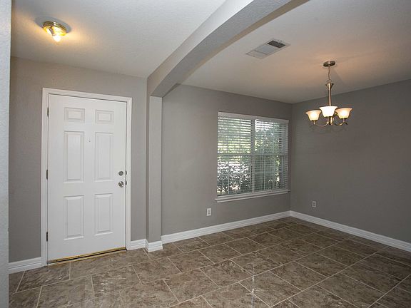 4th image of 5825 Speyside Dr