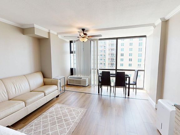 4th image of 1909 S Atlantic Ave #605
