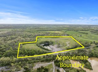 1514 Russell Cave Rd, Paris, KY 40361