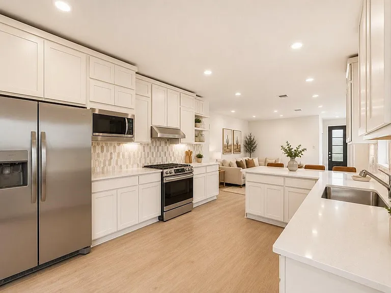 27439 Sunterra Village Dr — Photo 10