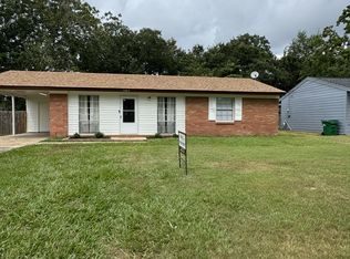 7005 Denver Dr, Biloxi, MS 39532