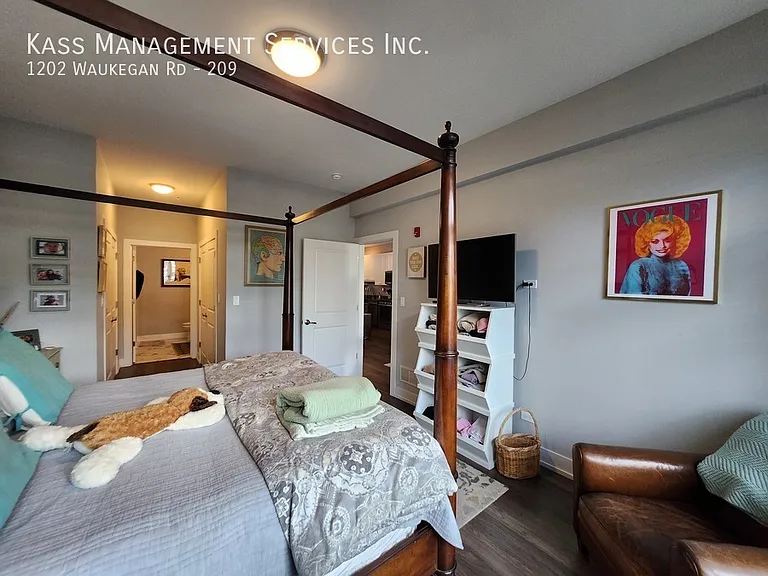 1202 Waukegan Rd, Glenview, IL — Photo 86