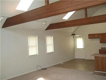 5th image of 7 Brooks Ct