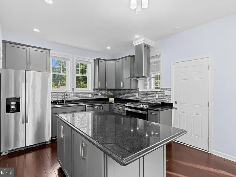 3418 Pennsylvania Ave SE — Photo 6