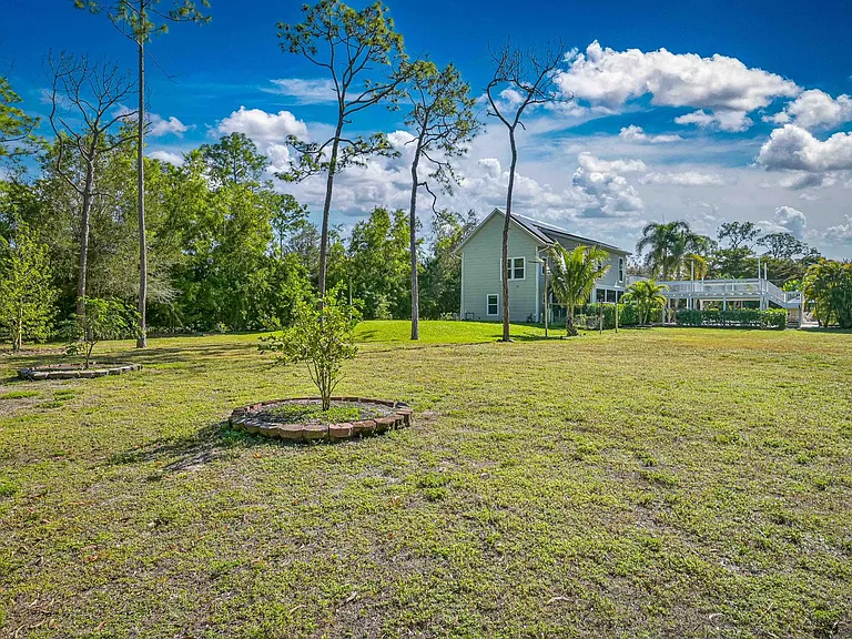 6941 Hunters Rd — Photo 43