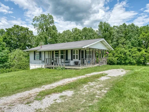 1121 E Gooseneck Rd, Ravenscroft, TN 38583
