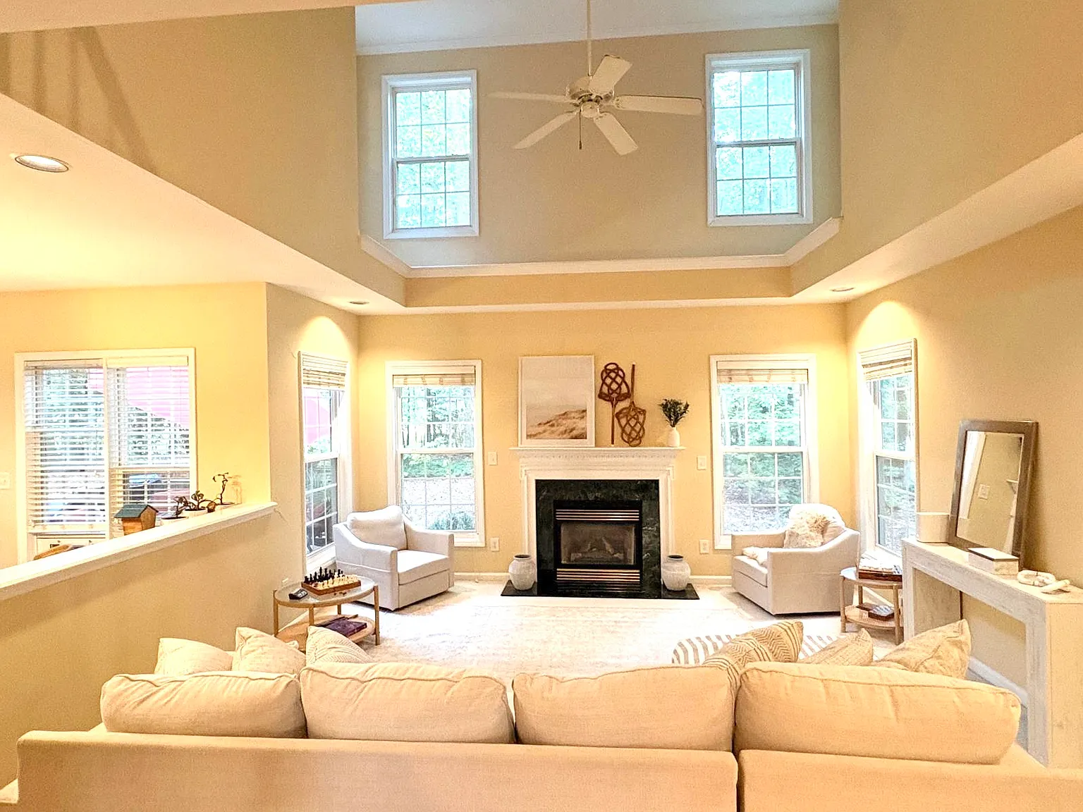 5 bed, 3550 sqft, $3,195 — Photo 3