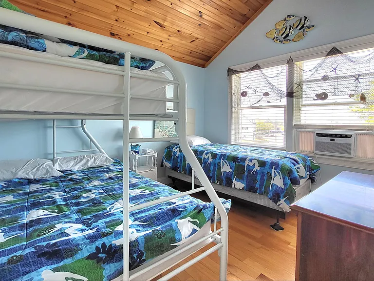 22 Gold Ribbon Dr — Photo 35