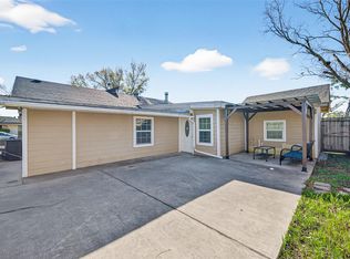 7454 Navidad Rd, Houston, TX 77083