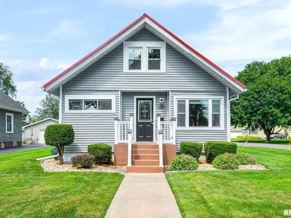 1320 N Academy St, Galesburg, IL 61401