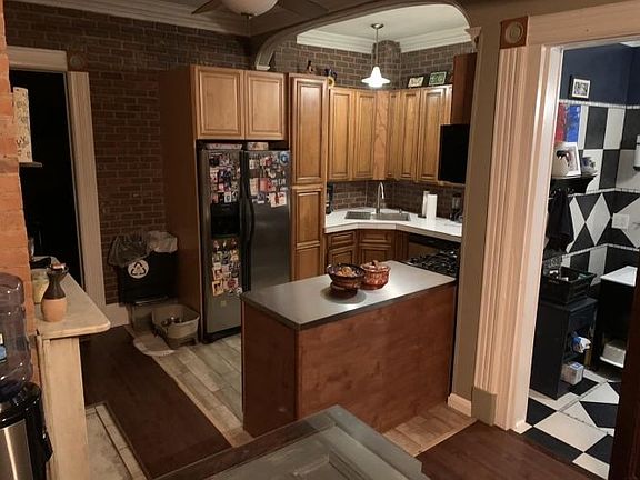 3rd image of 107 Palisade Ave
