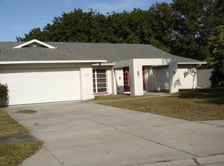 3158 Carlos Dr, Dunedin, FL 34698