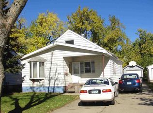 1615 East Ave, Worthington, MN 56187