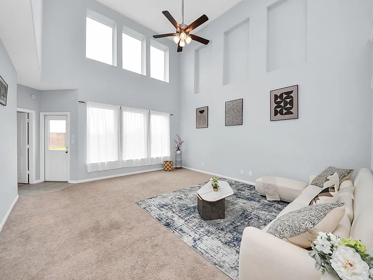 208 Salange Ln — Photo 22
