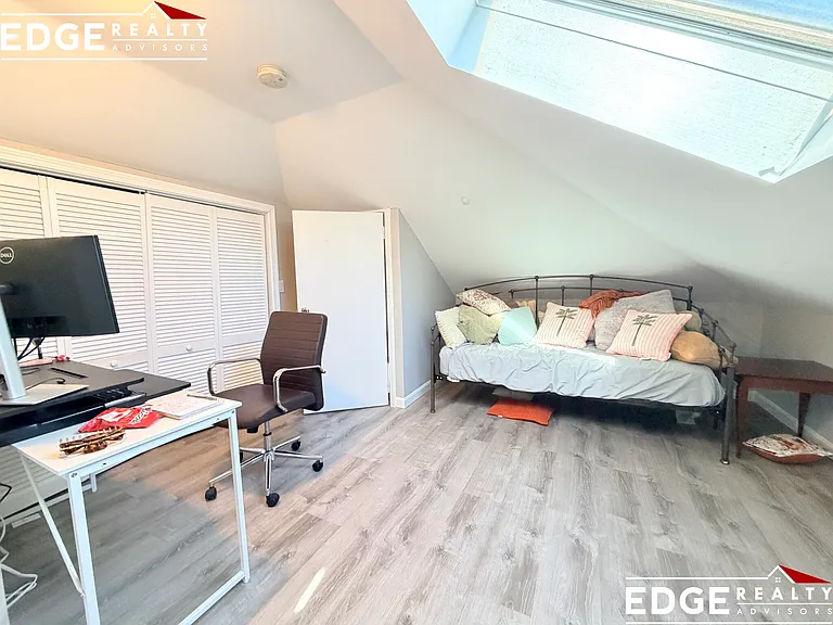 39 Long Ave #2A — Photo 10